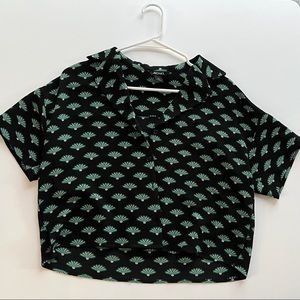 Short sleeve button down top